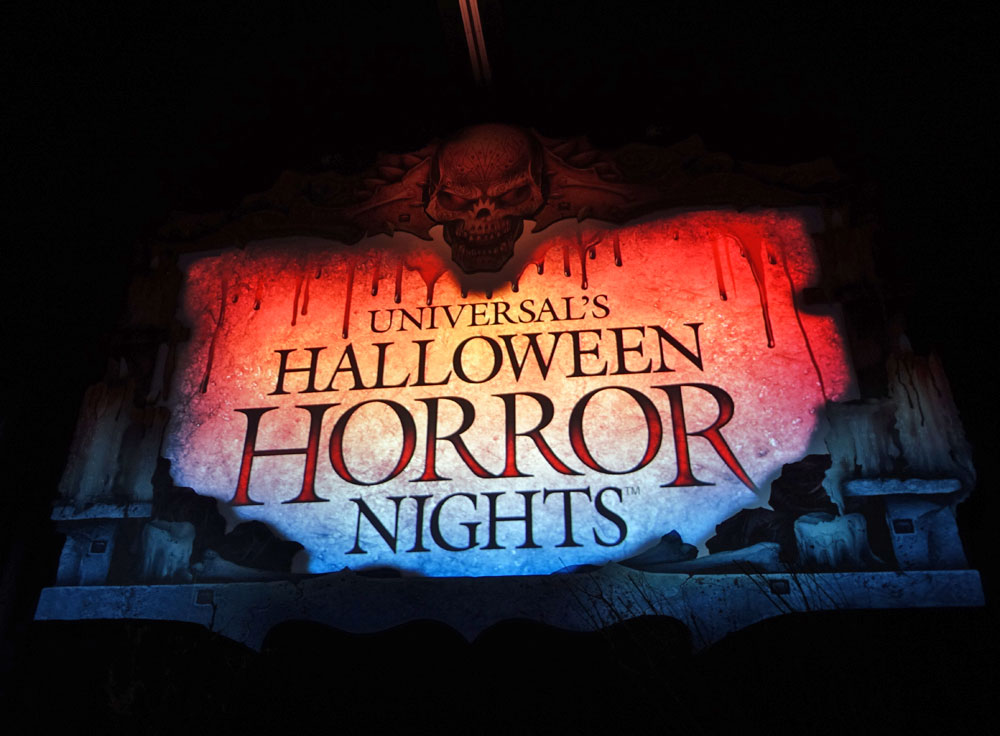 horror-nights-sign (1)