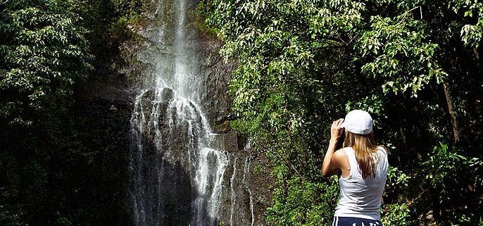 Hana-Waterfall-Visitor-686x321