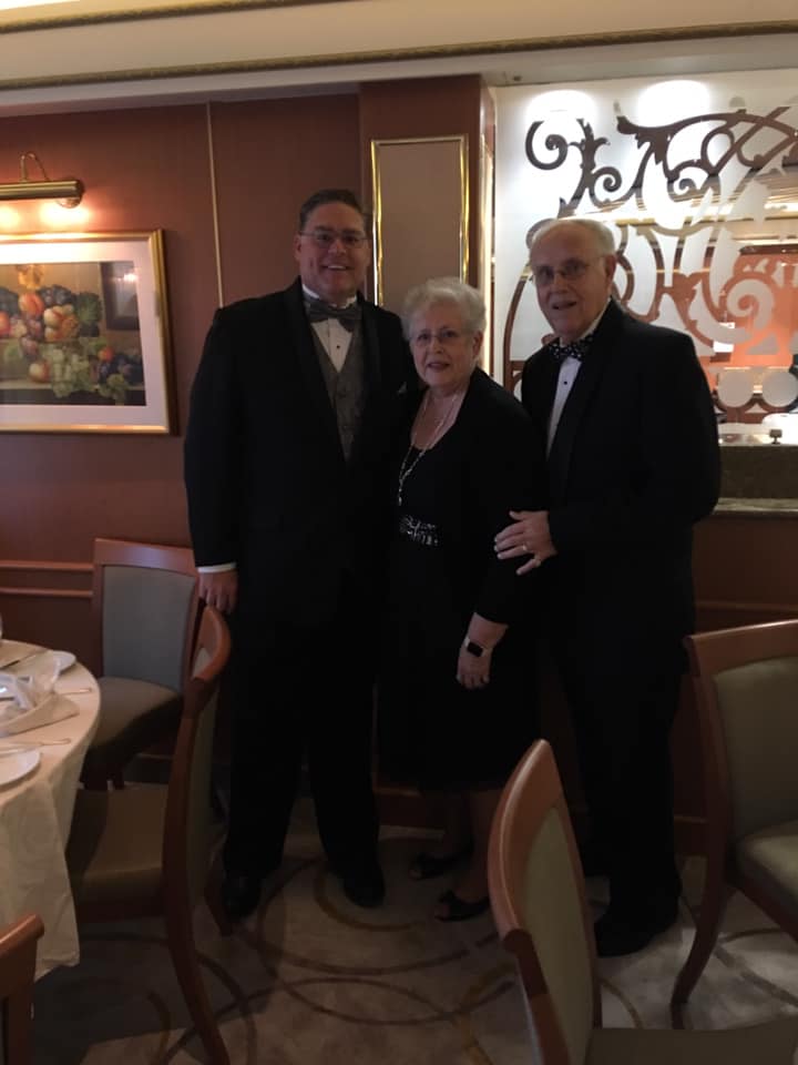 48365537_10212918944830085_3715158565149736960_n