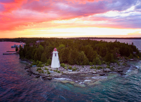 Tobermory_Lighthouse_Sunset_478x345_tcm40-144341