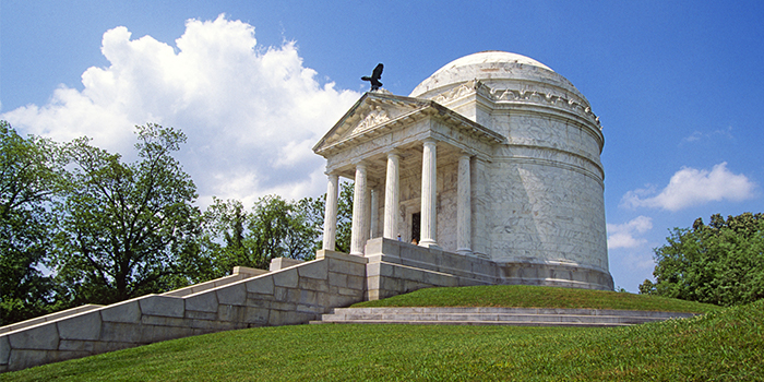 CC_Vicksburg_Civil_War_Memorial.350.2x1_tcm21-155348