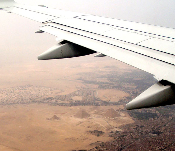 Giza-fromPlane2-wb