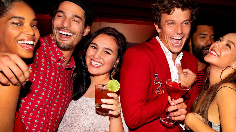 IMG-LIFE-mthr-sn-group-cheers-v1-01-C3_749-1280x720